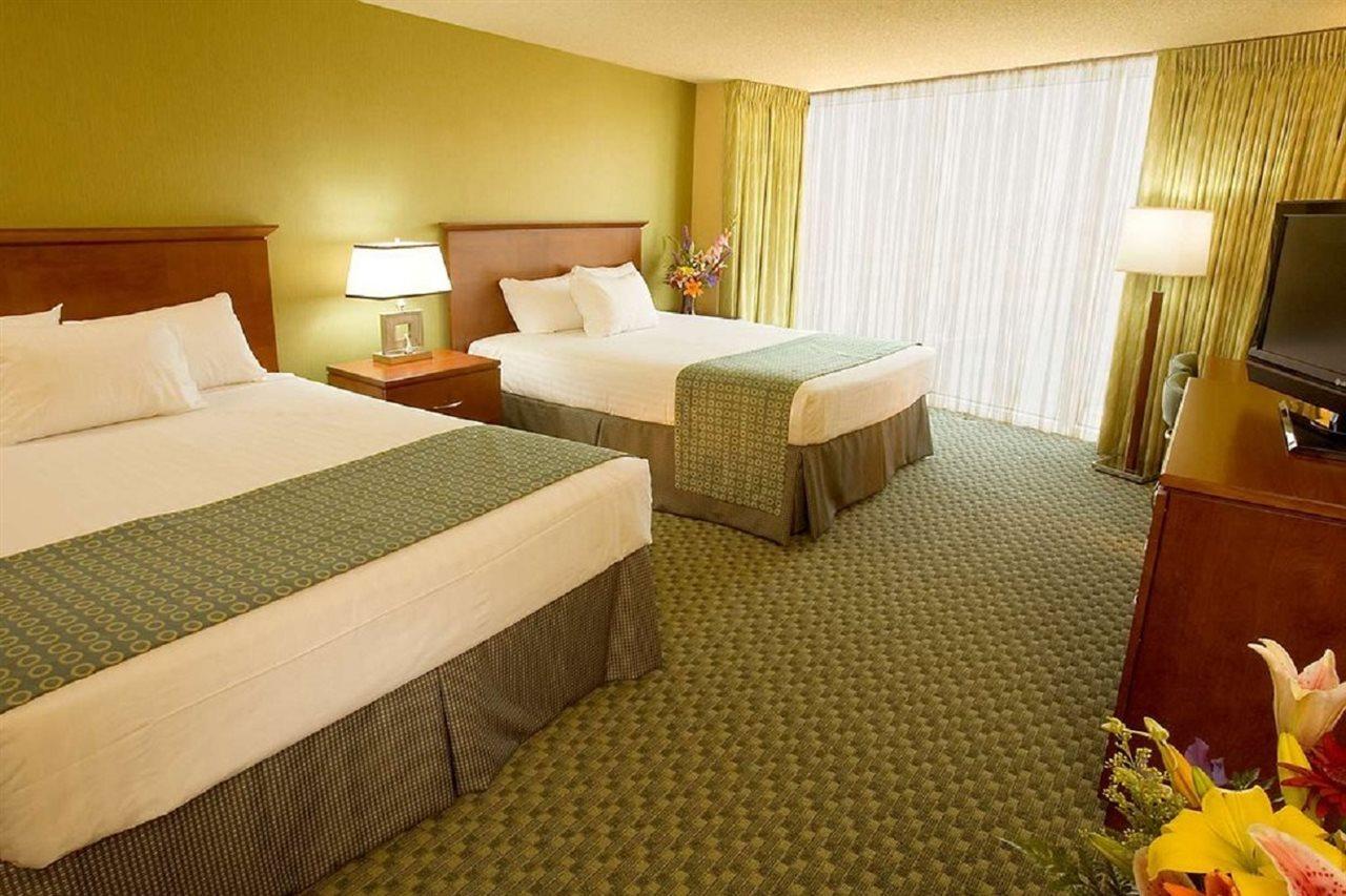 Aquarius Casino Resort Лафлин Экстерьер фото