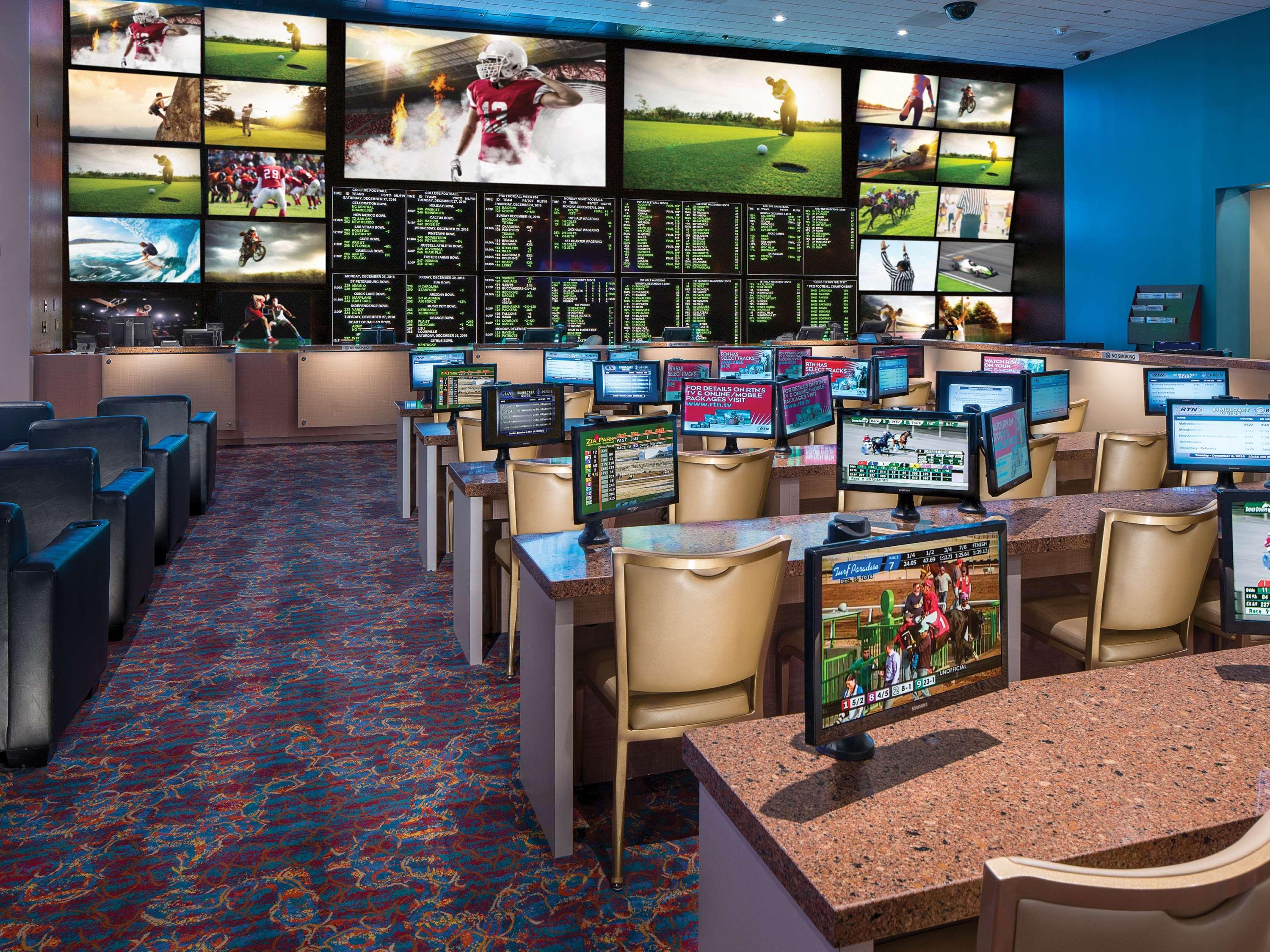Aquarius Casino Resort Лафлин Экстерьер фото